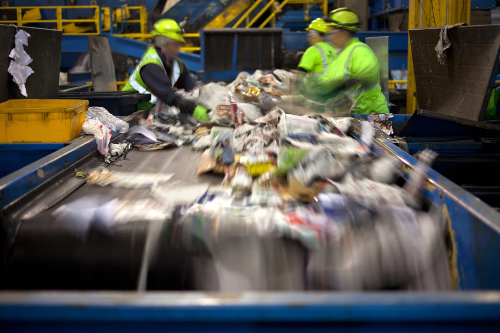 Enterprise material recovery facility with sorted recyclables on pallets